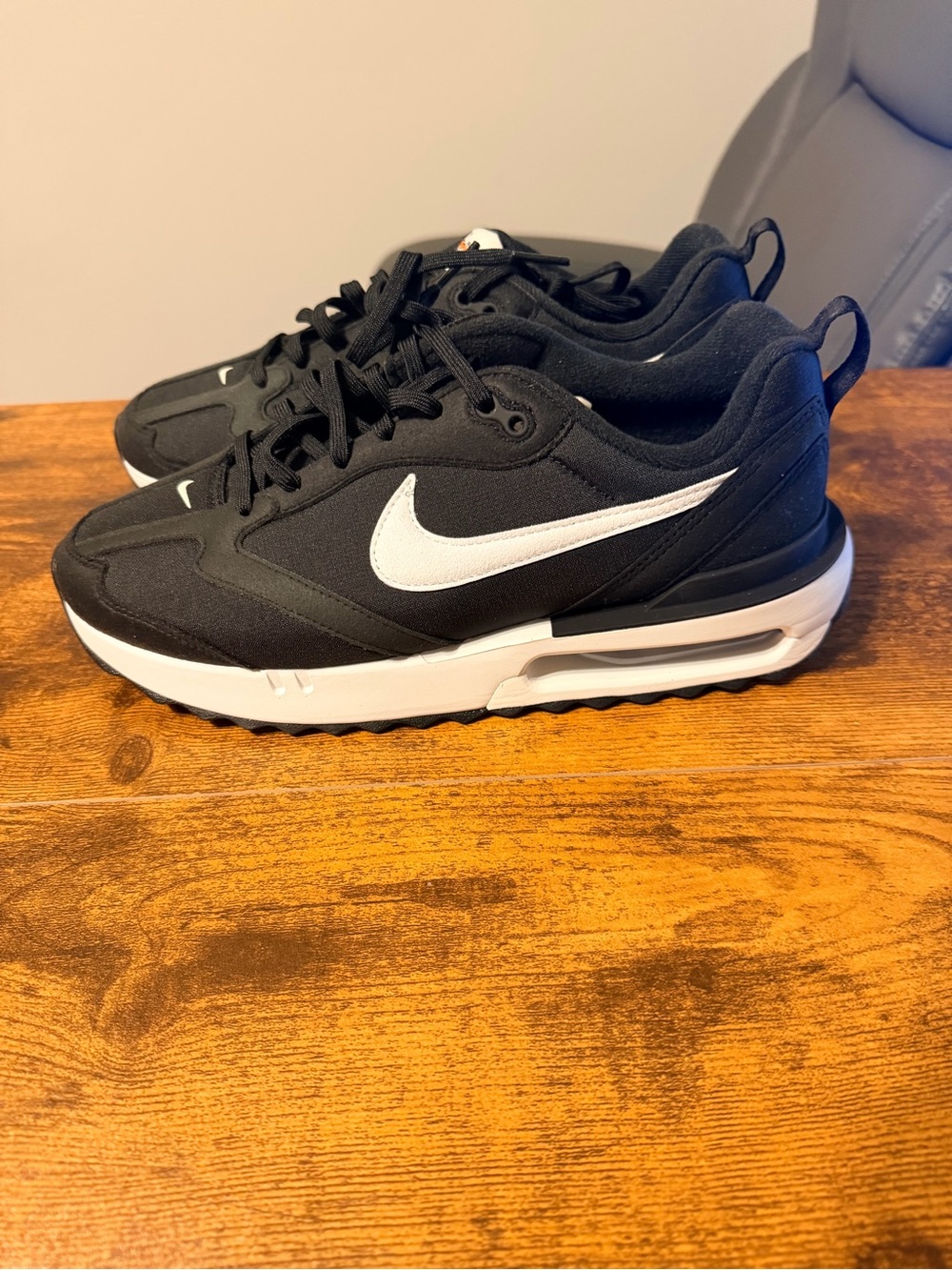 Nike Black and White Air Max Dawn Cushion Sneakers 9.5W/8M